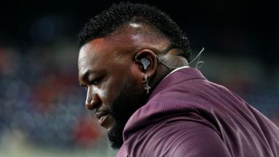 Red Sox great Ortiz says owner John Henry 'worried' about team - ESPN