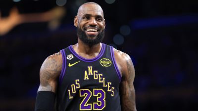 LeBron James on GOAT debate: 'I'm not taking nobody over me' - ESPN