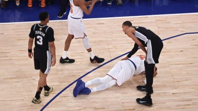 Wembanyama issued flagrant, one point away from suspension - ESPN