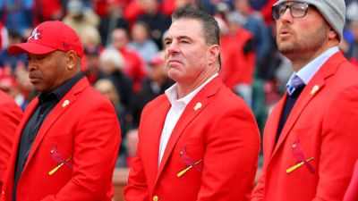 MLB great Jim Edmonds says he wouldn't have tolerated National Anthem protests: 'We stand up and salute'