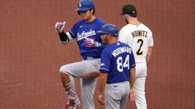 Dave Roberts - Shohei Ohtani not in Dodgers' lineup Friday, but avoids IL - ESPN - espn.com - county Bay