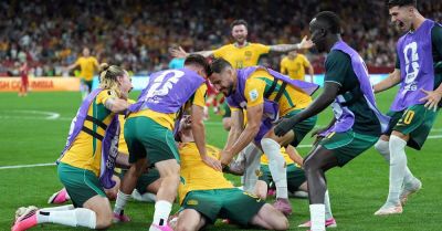 Vincenzo Montella - Tony Popovic - International - Australia open World Cup campaign with clinical victory against Turkey - breakingnews.ie - Australia - Turkey