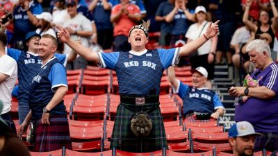 Thierry Henry - Scotland's Tartan Army soccer fans turned Red Sox game at Fenway Park into a party with bagpipes, singing - foxnews.com - Scotland - Brazil - Usa - Mexico - Canada - Morocco - Los Angeles - state New Jersey - Paraguay - state Massachusets - county Park