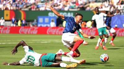 World Cup VAR review: Should France have gotten penalty vs. Senegal? - ESPN
