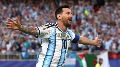Lionel Messi's World Cup hat trick stuns Patrick Mahomes and more - ESPN