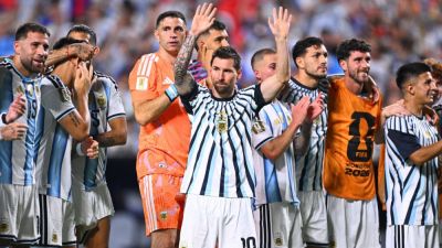 Lionel Messi - Lionel Scaloni - Miroslav Klose - 'We have to enjoy him' - Messi rolls back the clock for Argentina to start 'last dance' in style - ESPN - espn.com - Qatar - Germany - Brazil - Argentina - Algeria - state Missouri
