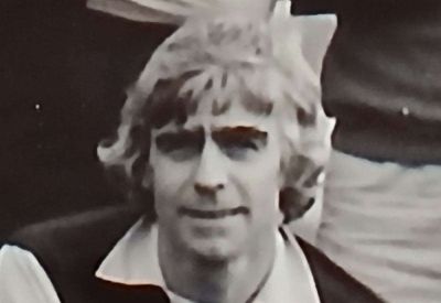 Sporting icon Alan Danton, who played football for Canterbury City and cricket for Stowting CC, passes away at home in Australia aged 90