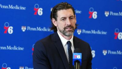 New 76ers president ingratiates himself with the city by jinxing Phillies pitchers' no-hitter