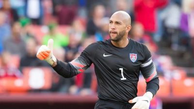 Tim Howard says USMNT gained momentum after dominating Paraguay win, USA to 'play Australia off the park' next