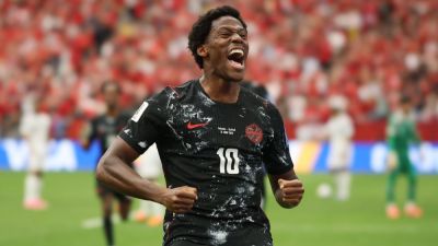 David hat trick sees Canada rout Qatar for 1st ever World Cup win - ESPN