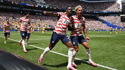 USMNT takes early lead over Australia after second straight match featuring an own goal