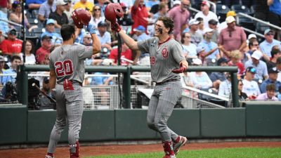 Oklahoma tops North Carolina in Game 1 of the MCWS finals - ESPN