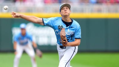 UNC cools off Oklahoma's hot bats, forces CWS finals Game 3 - ESPN