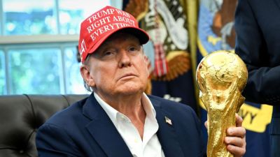 Gianni Infantino - Reece James - Sepp Blatter - Donald Trump - Juan Carlos - Bobby Moore - queen Elizabeth Ii II (Ii) - Donald Trump to present World Cup trophy at final, FIFA boss Gianni Infantino confirms - ESPN - espn.com - Russia - Qatar - Spain - Italy - state New Jersey