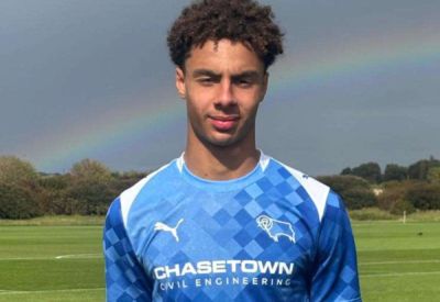Former Kent sprint champion Troy Ogedengbe has signed on as a scholar at Derby County despite Everton interest