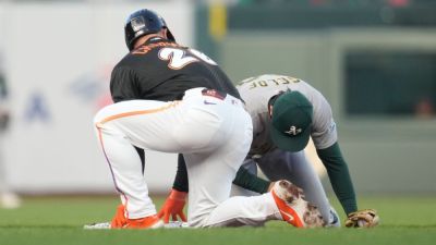 Zack Gelof's hand injured by spikes, ending 24-game hit streak - ESPN - espn.com - San Francisco