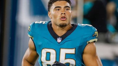 Jaguars, Brenton Strange agree to 3-year deal worth up to $48M - ESPN