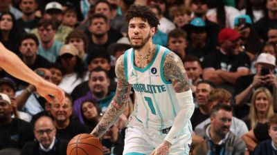 Sources: Hornets seriously engaged in LaMelo Ball trade talks - ESPN