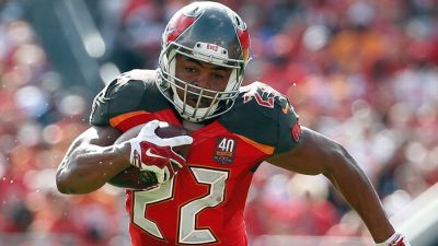 Parents allege excessive force in death of ex-NFL player Martin - ESPN