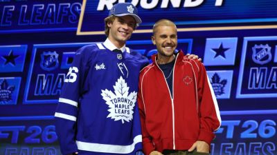 Jack Eichel - Justin Bieber - 2026 NHL draft updates: 7-round, 32-team pick tracker - ESPN - espn.com - county Buffalo
