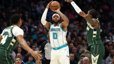 Sources: Hornets trade veteran Miles Bridges to Suns - ESPN