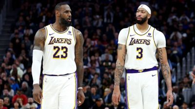 Sources: Warriors eye LeBron, AD moves as Green declines option - ESPN