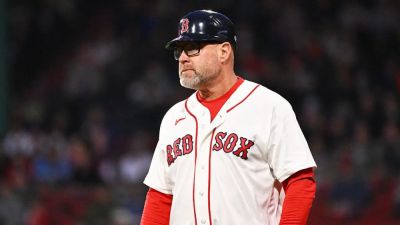 Red Sox third base coach does something never seen before in baseball, leaving fans confused