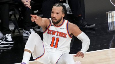 NBA investigating courtside fans who allegedly directed profane 'flopping' remarks at Jalen Brunson: report