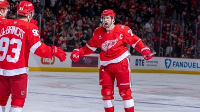 Sources: Red Wings captain Dylan Larkin requests trade - ESPN