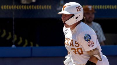 'Strong as an ox': The lore around Texas' Katie Stewart grows - ESPN