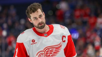 Red Wings captain, Detroit-area native Dylan Larkin reportedly tells the team he wants a trade
