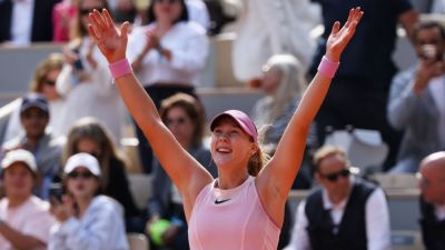 Roland Garros - Alexander Zverev - Marta Kostyuk - Monica Seles - Andreeva tops Chwalinska at French Open for 1st Grand Slam title - ESPN - espn.com - Russia - France - Ukraine - Poland