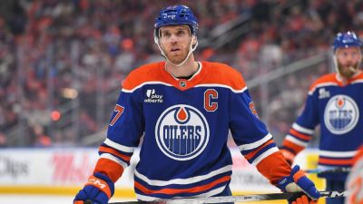 Connor McDavid ties Wayne Gretzky with 5th Ted Lindsay Award - ESPN
