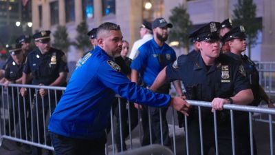 With Trump attending Game 3, watch party canceled, NYPD says - ESPN