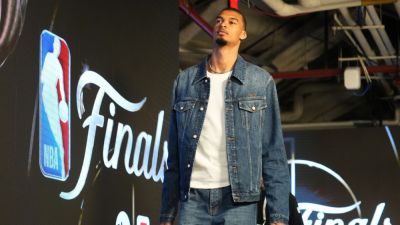 Sights and sounds from Knicks' first NBA Finals home game since 1999 - ESPN