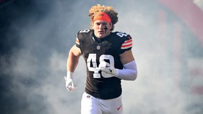 Cleveland Browns players publicly baptized at Cleveland for Christ event in powerful display of faith
