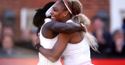 Serena Williams makes winning return at Queen’s