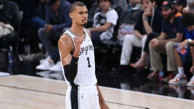 Sources: Spurs, Victor Wembanyama reach $252 million max extension - ESPN - espn.com
