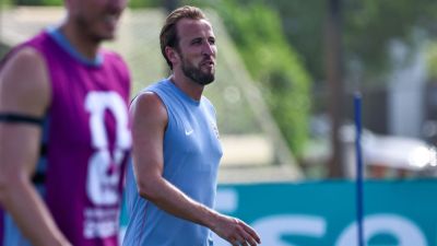 Harry Kane says Erling Haaland 'completely different player' than me - ESPN