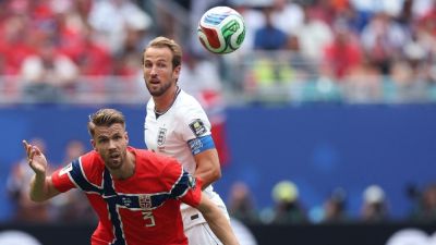 World Cup live updates: Bellingham's brace sends England to last four past Norway - ESPN