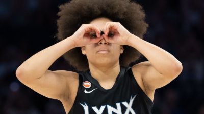 Phoenix Mercury - Olivia Miles - Maya Moore - Cheryl Reeve - Kayla Macbride - Lynx rookie Miles reaches 400 points, 100 rebounds, 100 assists - ESPN - espn.com - state Minnesota