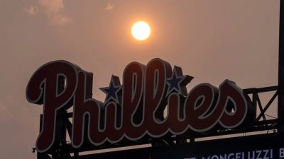 Mets and Phillies stars show concerns about playing in unhealthy air quality: 'Not the greatest idea'