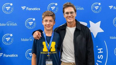 Tom Brady draws inspiration after meeting with Make-A-Wish teen heart transplant recipient at Fanatics Fest