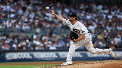 Yankees' Boone: Decision to stay with Cole 'falls on me' - ESPN