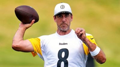 Aaron Rodgers - Mike Maccarthy - Gene J.Puskar - Aaron Rodgers reconciling with his parents after nearly a dozen years of estrangement - foxnews.com - Instagram