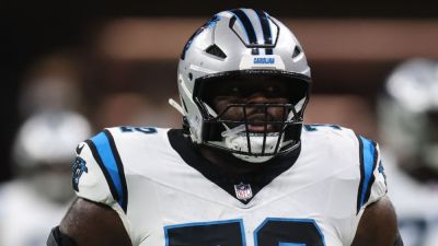 Panthers' Moton sidelined indefinitely with blood clot in lung - ESPN