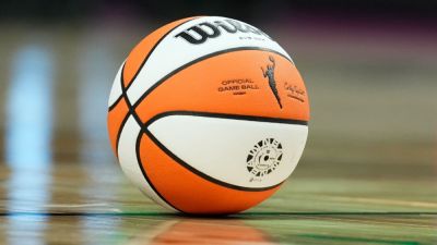 WNBA, WNBPA meeting addressed 'abusive messages' to players - ESPN