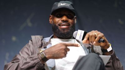 LeBron picks 76ers as 'last decision,' to sign 2-year, $8M deal - ESPN