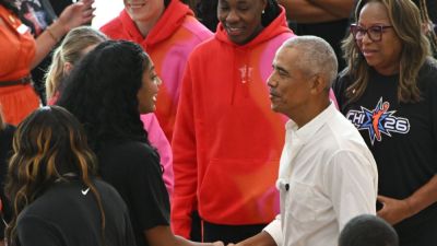 Caitlin Clark - Barack Obama - Former President Obama surprises WNBA All-Stars at practice - ESPN - espn.com - state Indiana - county Clark