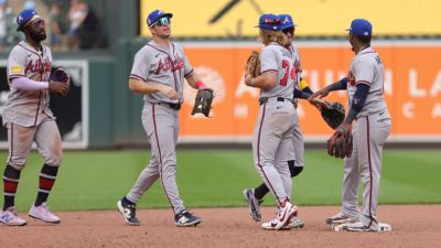 Walt Weiss' unusual intentional walk works in Braves' win - ESPN